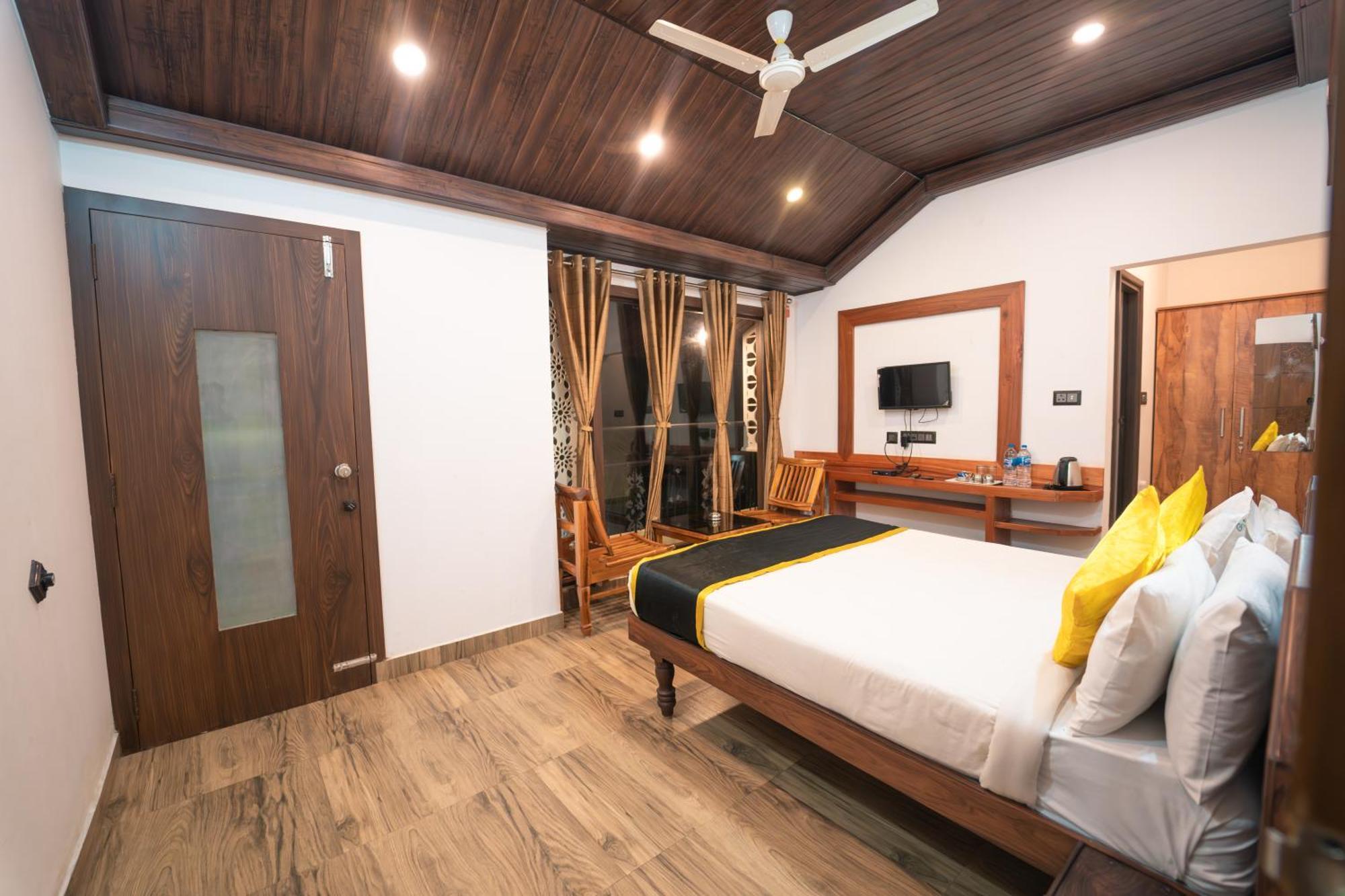 Kingmaker'S Plantation With River Stream Madikeri Ngoại thất bức ảnh