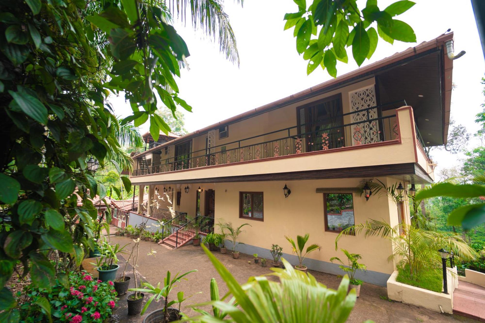 Kingmaker'S Plantation With River Stream Madikeri Ngoại thất bức ảnh