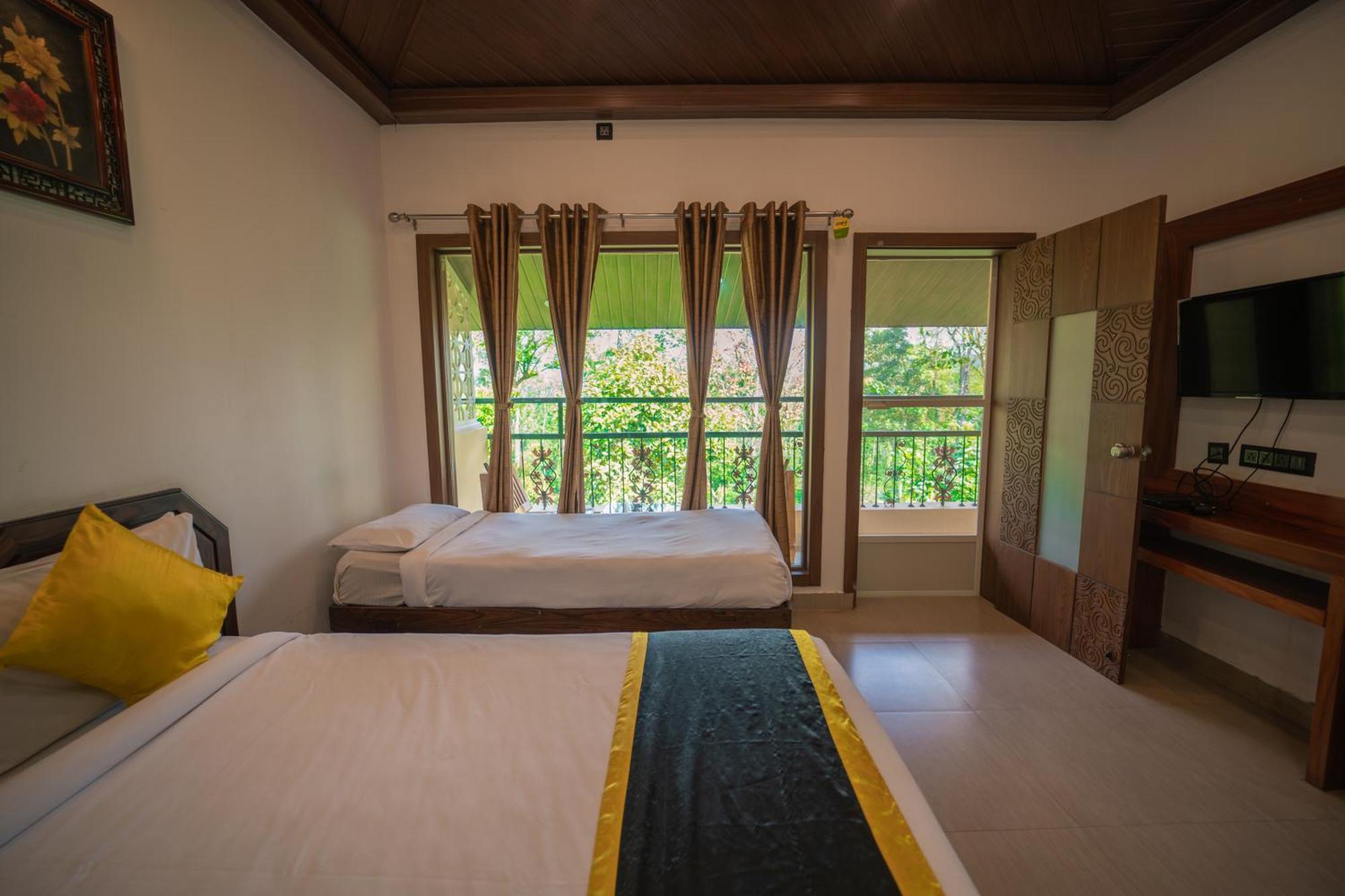 Kingmaker'S Plantation With River Stream Madikeri Ngoại thất bức ảnh
