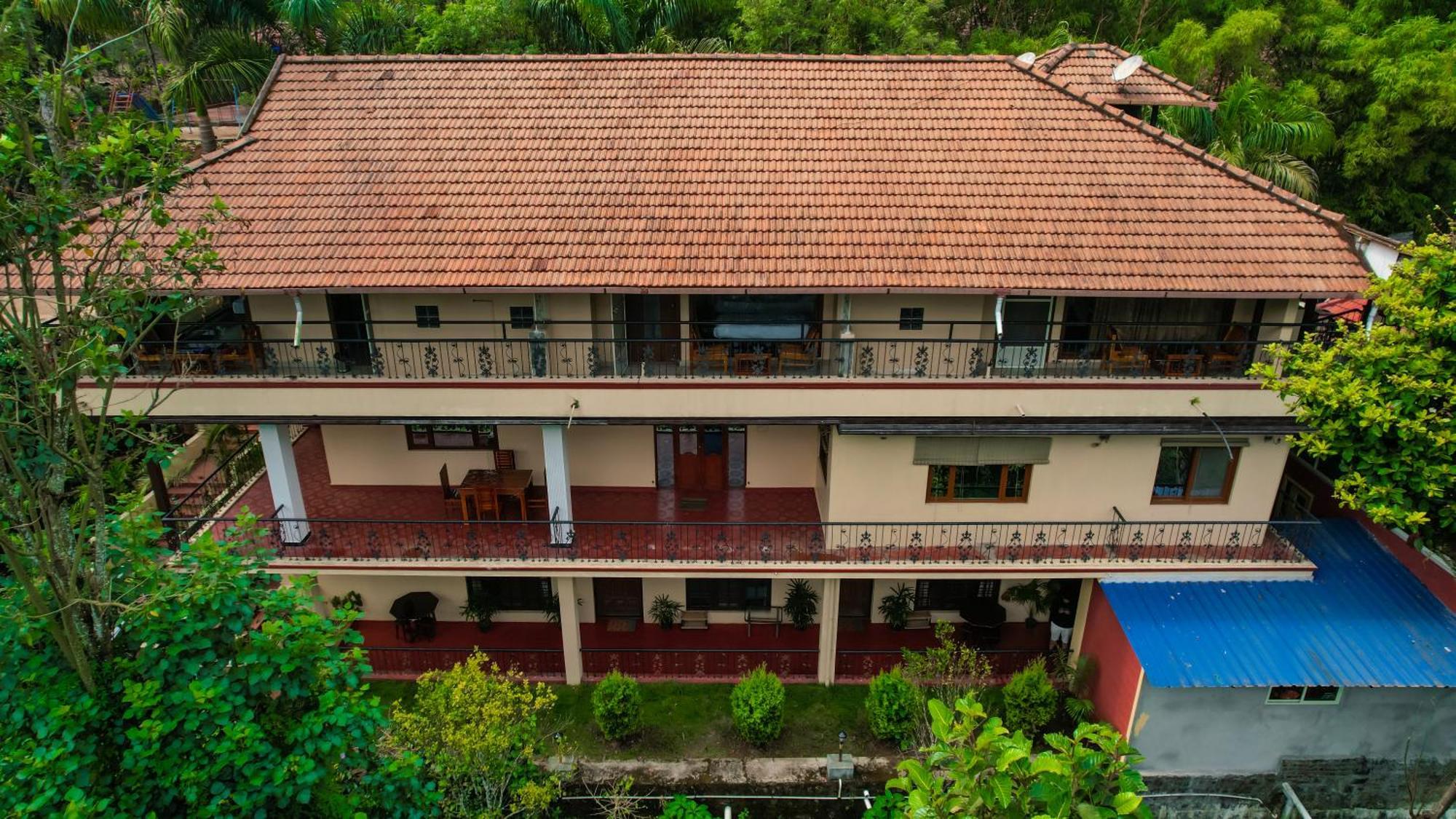 Kingmaker'S Plantation With River Stream Madikeri Ngoại thất bức ảnh