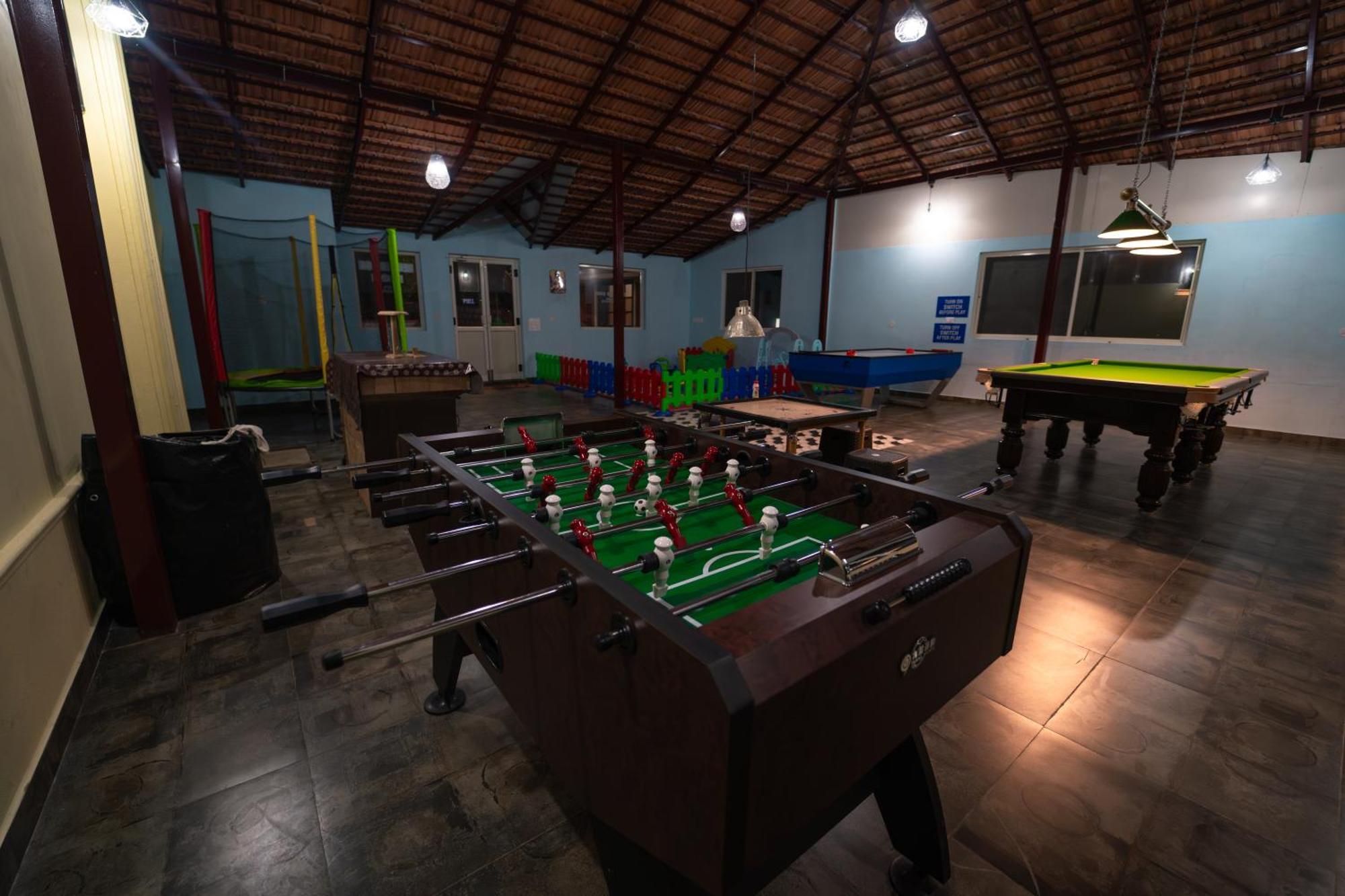 Kingmaker'S Plantation With River Stream Madikeri Ngoại thất bức ảnh